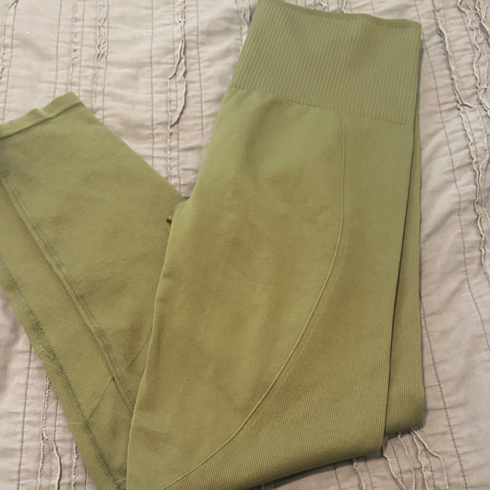 ThirdLove green size large Leggings